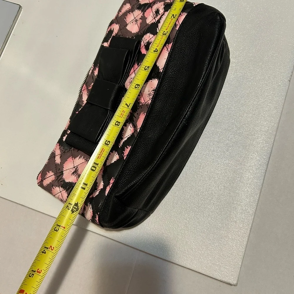 Stylish Black and Pink Women's Clutch